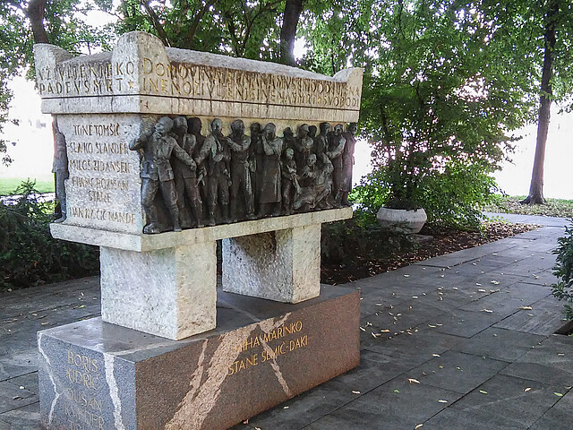 The Tomb of the national heroes