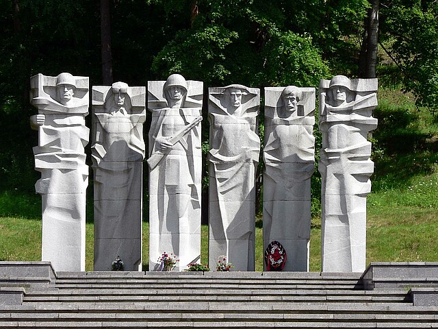 Soviet war monument